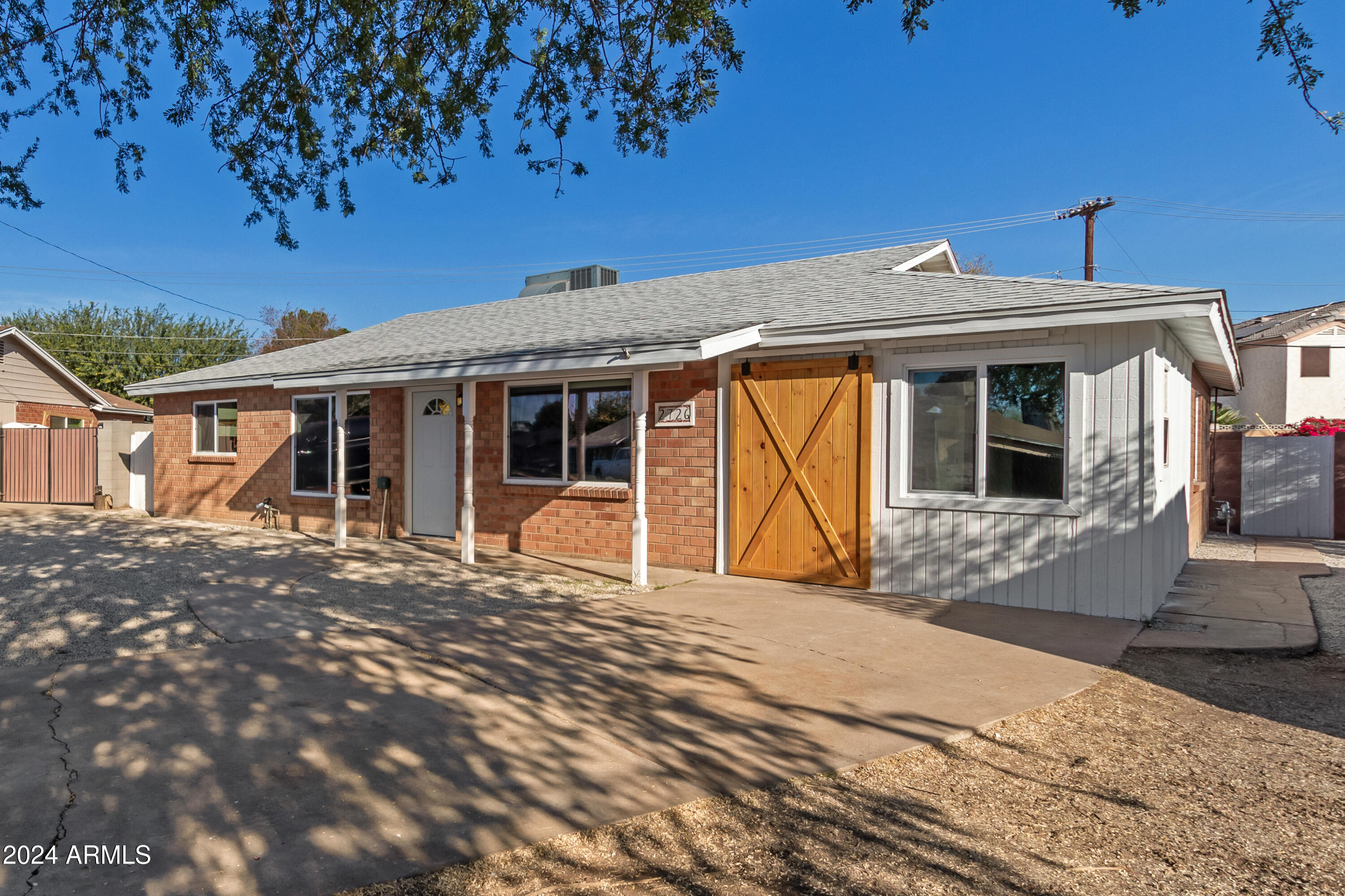 2726 West Lawrence Road Phoenix, AZ 85017 - Photo 49 of 52 Corner View