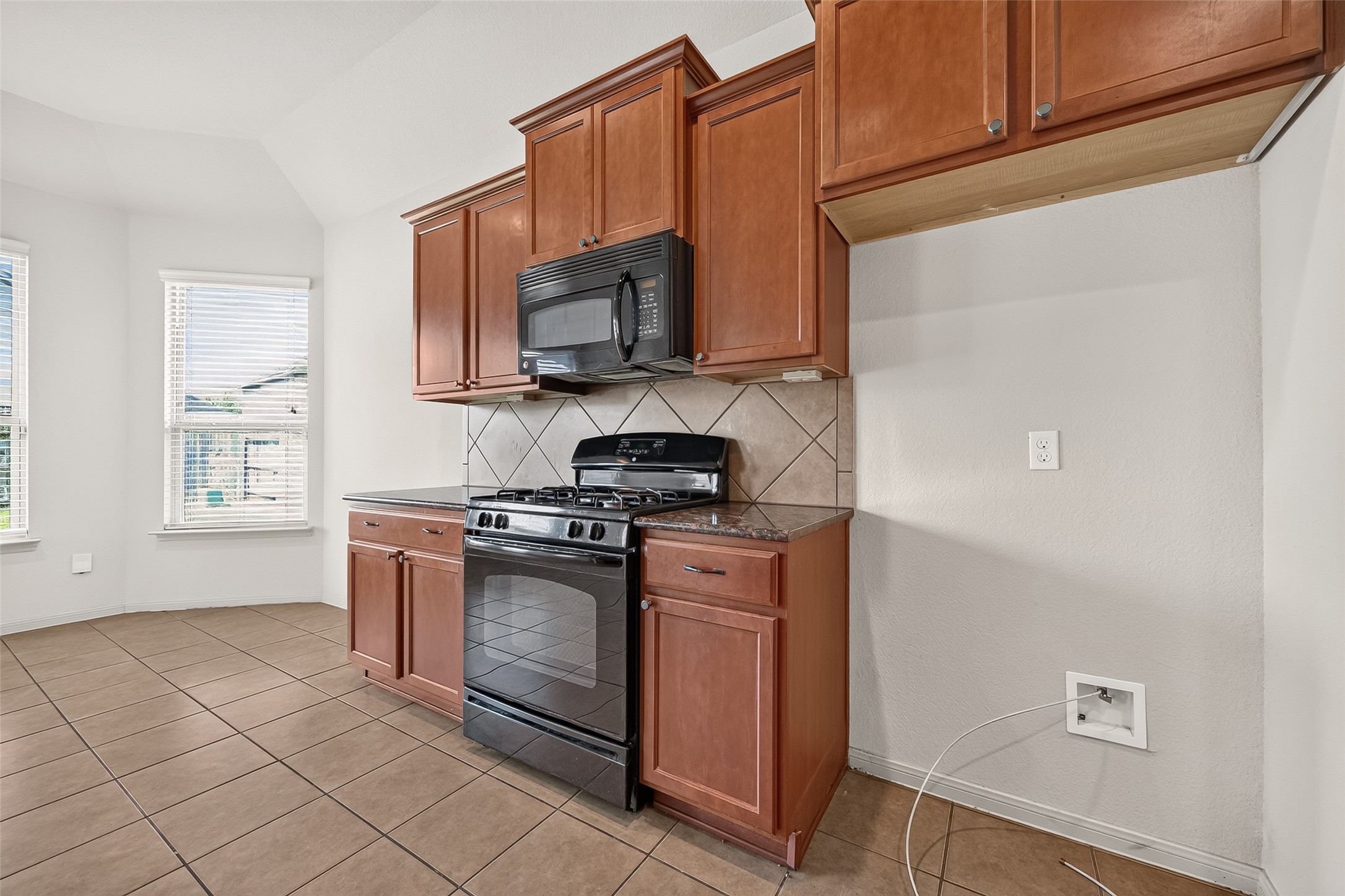 9214 Cavalier Lane Rosenberg, TX 77469 - Photo 17 of 37