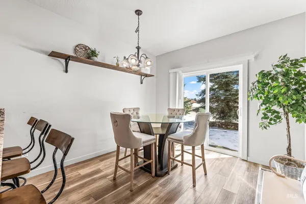 $370,000 | 24 Mangum Circle, Unit 6, Donnelly, ID 83615