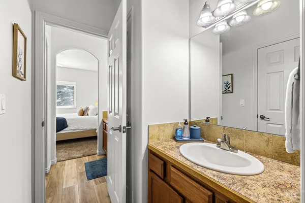 $370,000 | 24 Mangum Circle, Unit 6, Donnelly, ID 83615