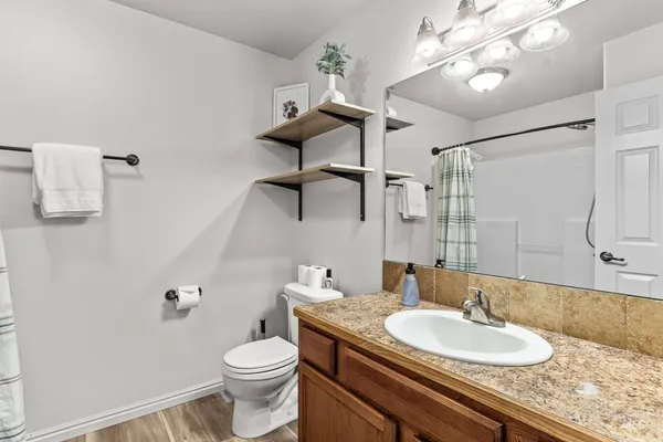 $370,000 | 24 Mangum Circle, Unit 6, Donnelly, ID 83615