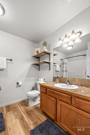 $370,000 | 24 Mangum Circle, Unit 6, Donnelly, ID 83615