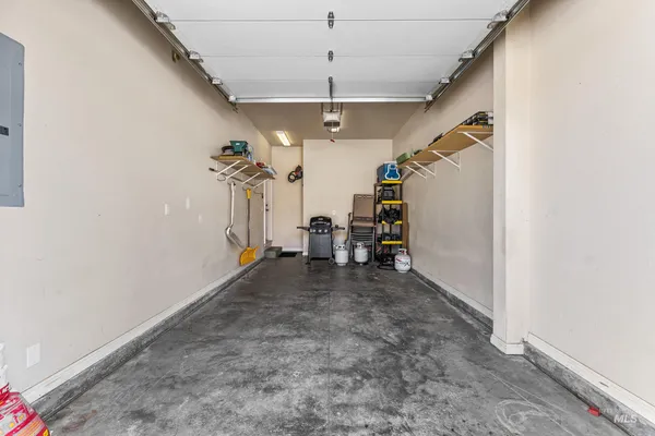 $370,000 | 24 Mangum Circle, Unit 6, Donnelly, ID 83615