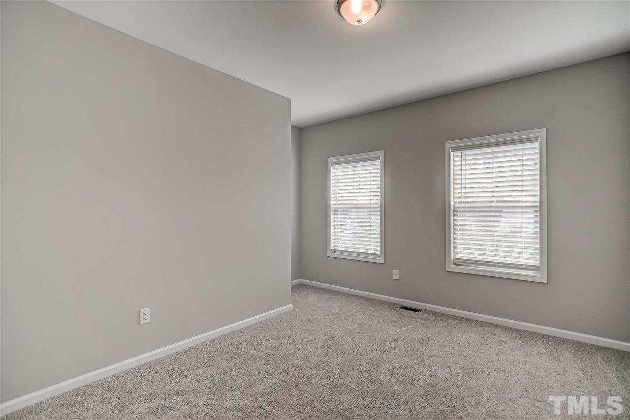 1525 Rodessa Run Raleigh, NC 27607 - Photo 13 of 20