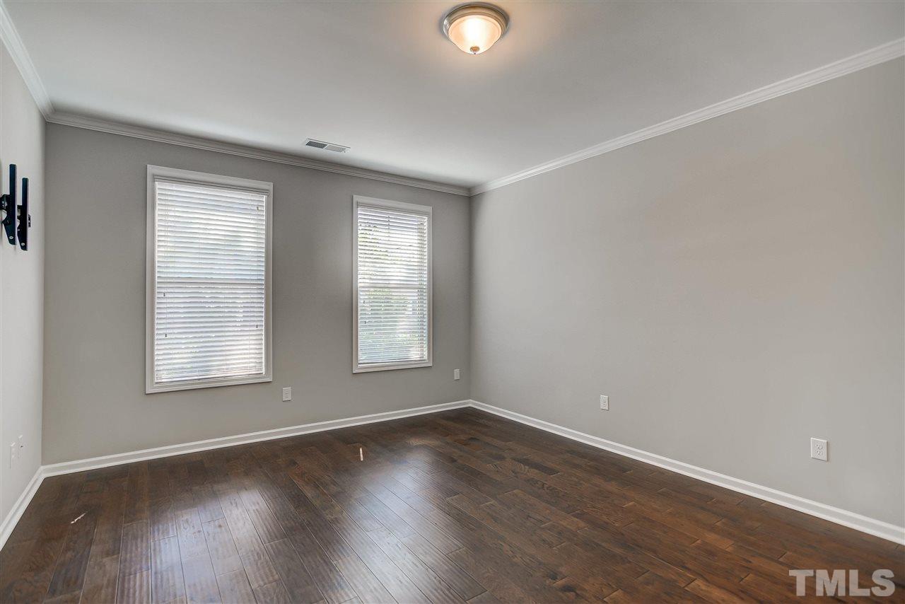 1525 Rodessa Run Raleigh, NC 27607 - Photo 17 of 20