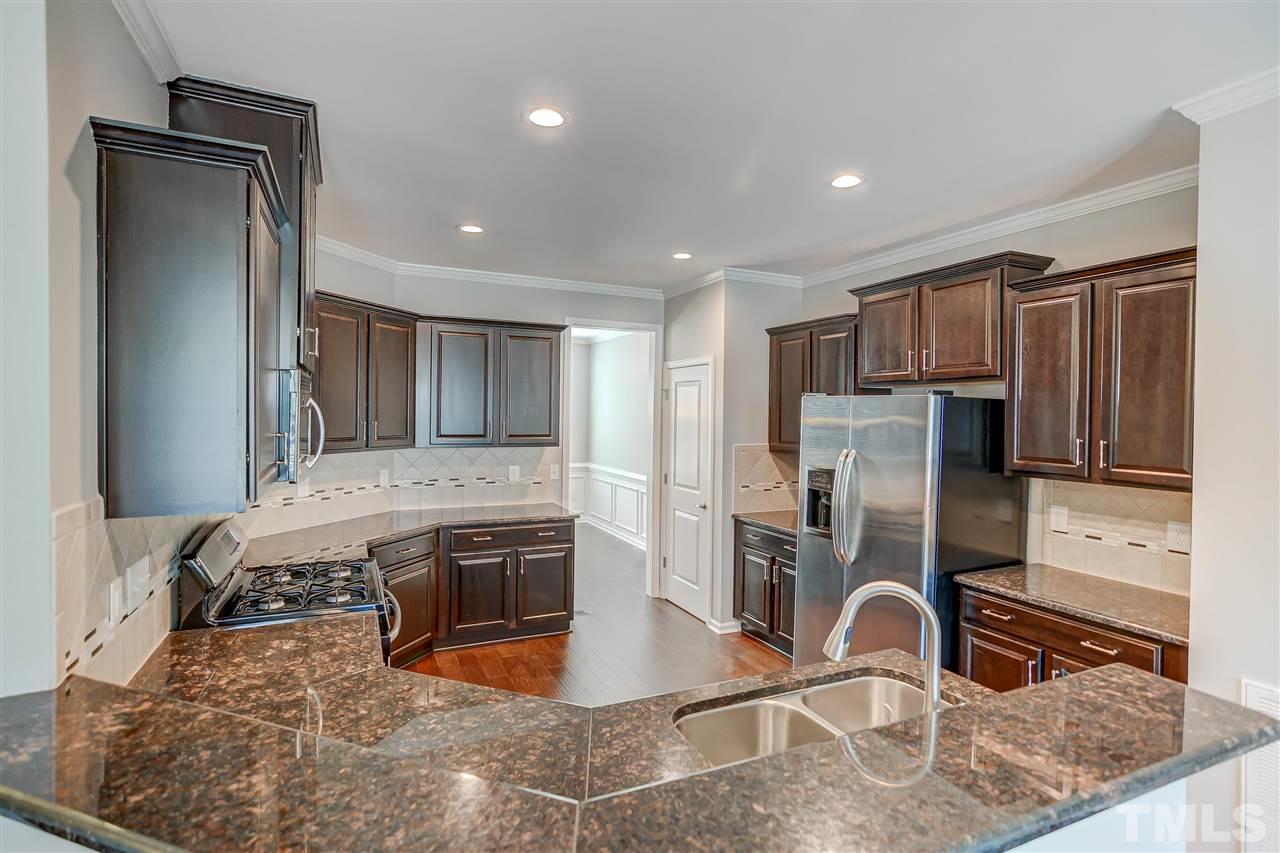 1525 Rodessa Run Raleigh, NC 27607 - Photo 5 of 20