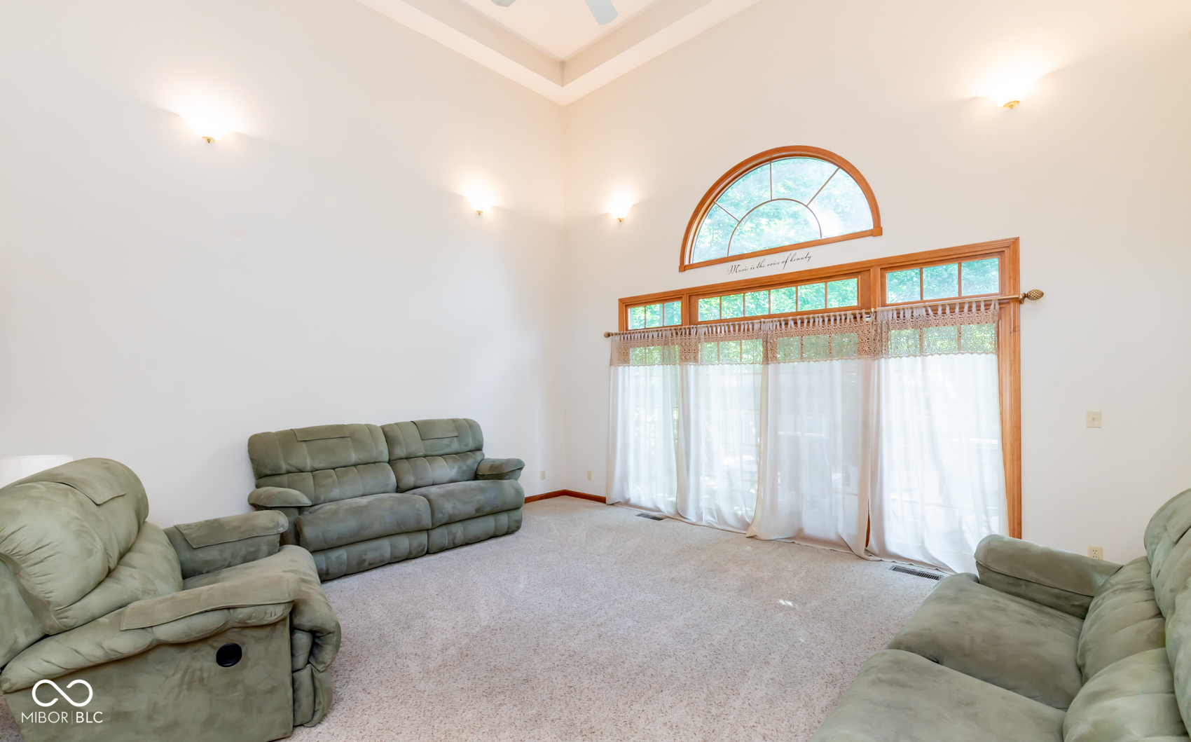 285 Plum Court Columbus, IN 47201 - Photo 26 of 155