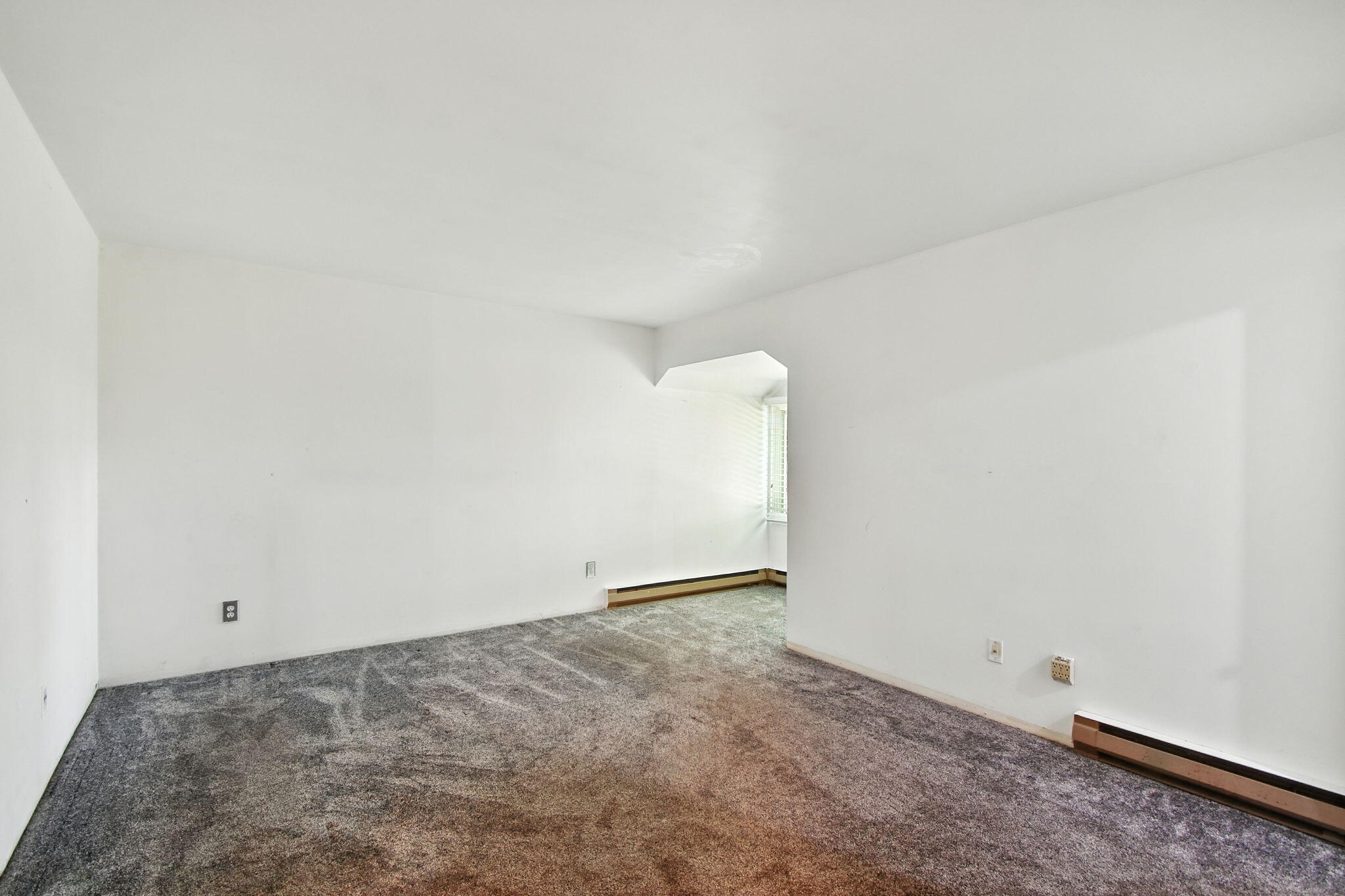 8657 North 73rd Street Milwaukee, WI 53223 - Photo 18 of 24 34-web-or-mls-IMG_0038 Veronica Barrett