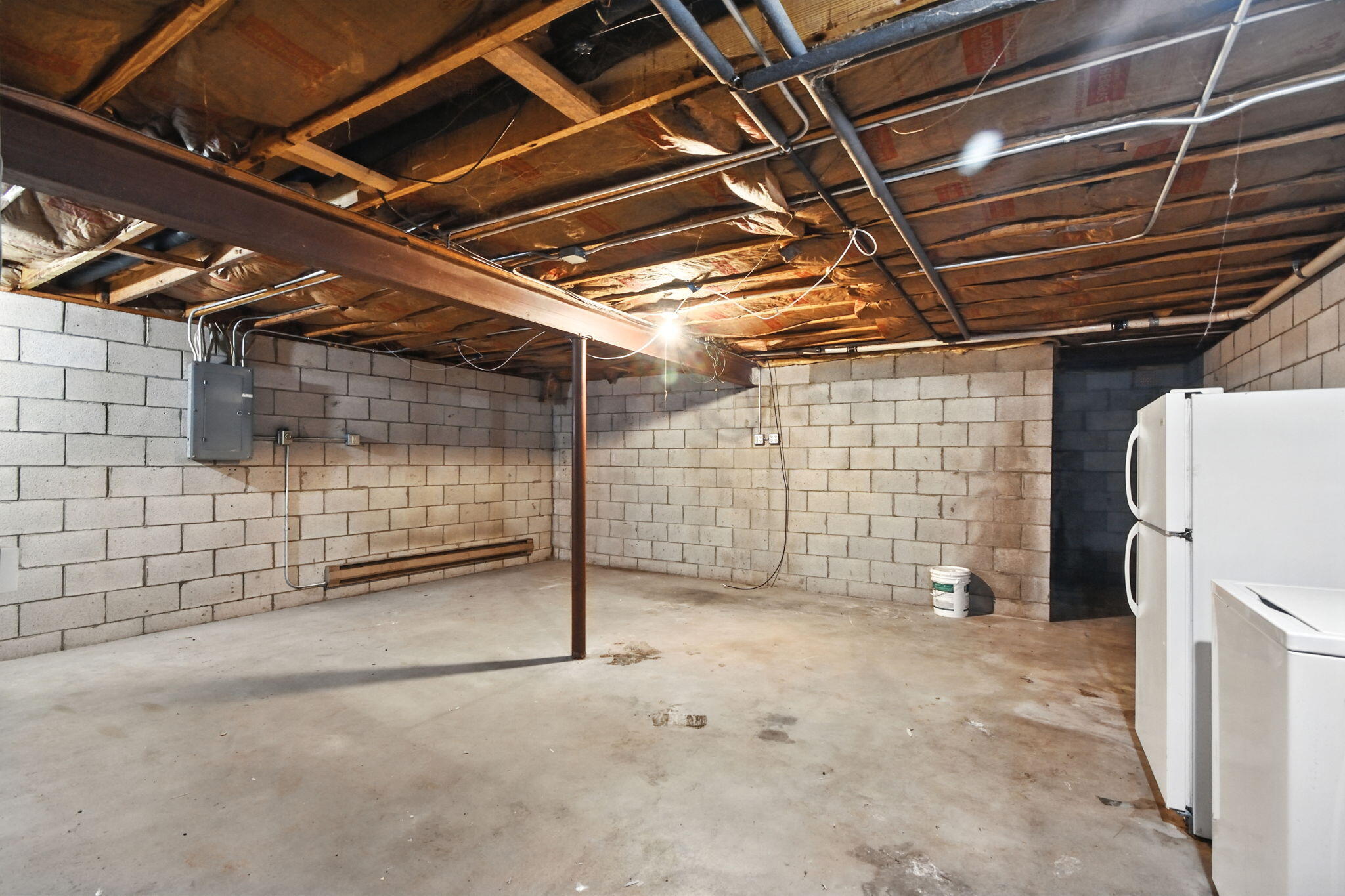 8657 North 73rd Street Milwaukee, WI 53223 - Photo 24 of 24 40-web-or-mls-IMG_0059 Veronica Barrett