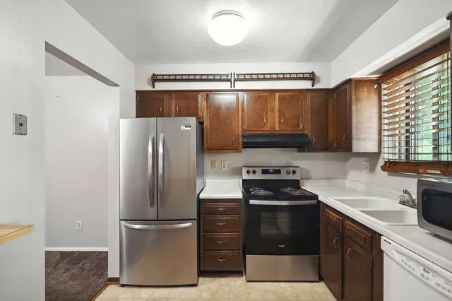 $99,900 | 8657 North 73rd Street, Milwaukee, WI 53223