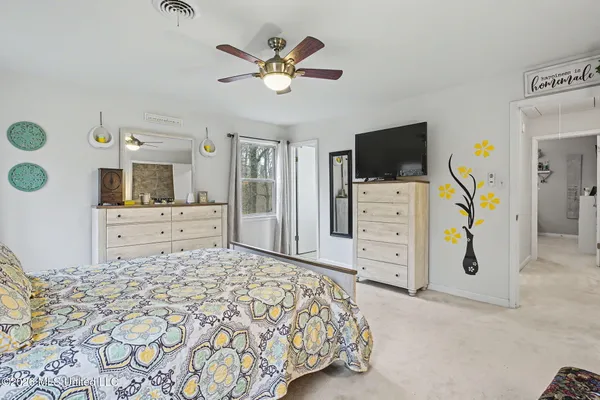 $305,000 | 1365 Jo Ann Drive, Southaven, MS 38671