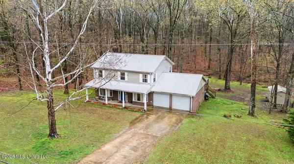 $305,000 | 1365 Jo Ann Drive, Southaven, MS 38671