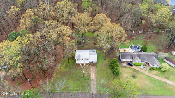 $305,000 | 1365 Jo Ann Drive, Southaven, MS 38671