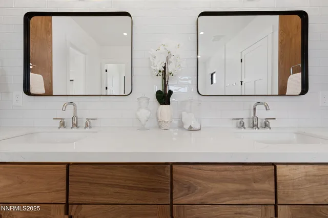 $1,998,000 | 2411 Blaze Court, Gardnerville, NV 89410