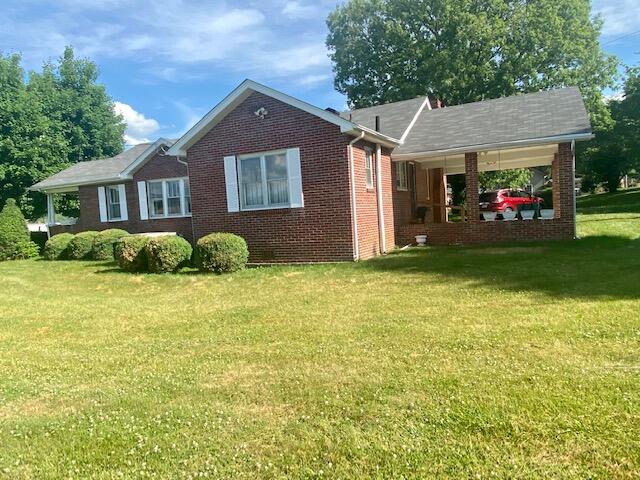 2200 State Line Road Elizabethton, TN 37643 - Photo 3 of 16 IMG_4766