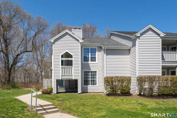 $229,000 | 91 Crown Knoll Court, Unit 124, Groton, CT 06340