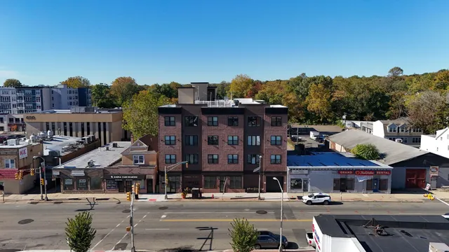 $599,000 | 37 Farrand Street, Unit PH405, Bloomfield, NJ 07003