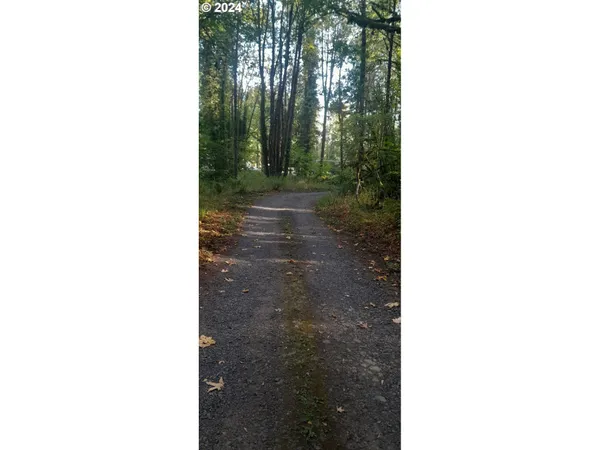 $300,000 | 24111 Northwest Meacham Road, North Plains, OR 97133