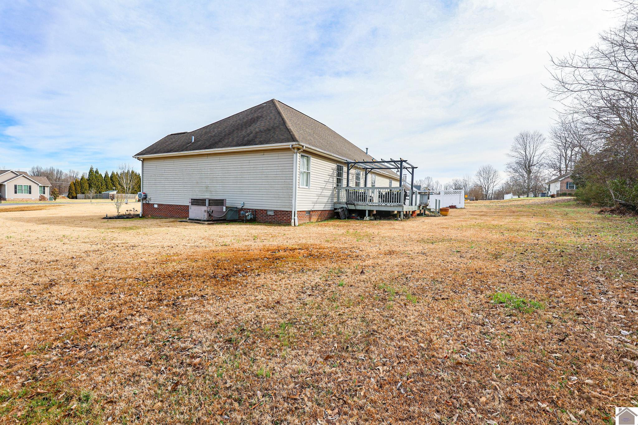 255 Harting Ridge Road West Paducah, KY 42086 - Photo 5 of 45 Back Exterior