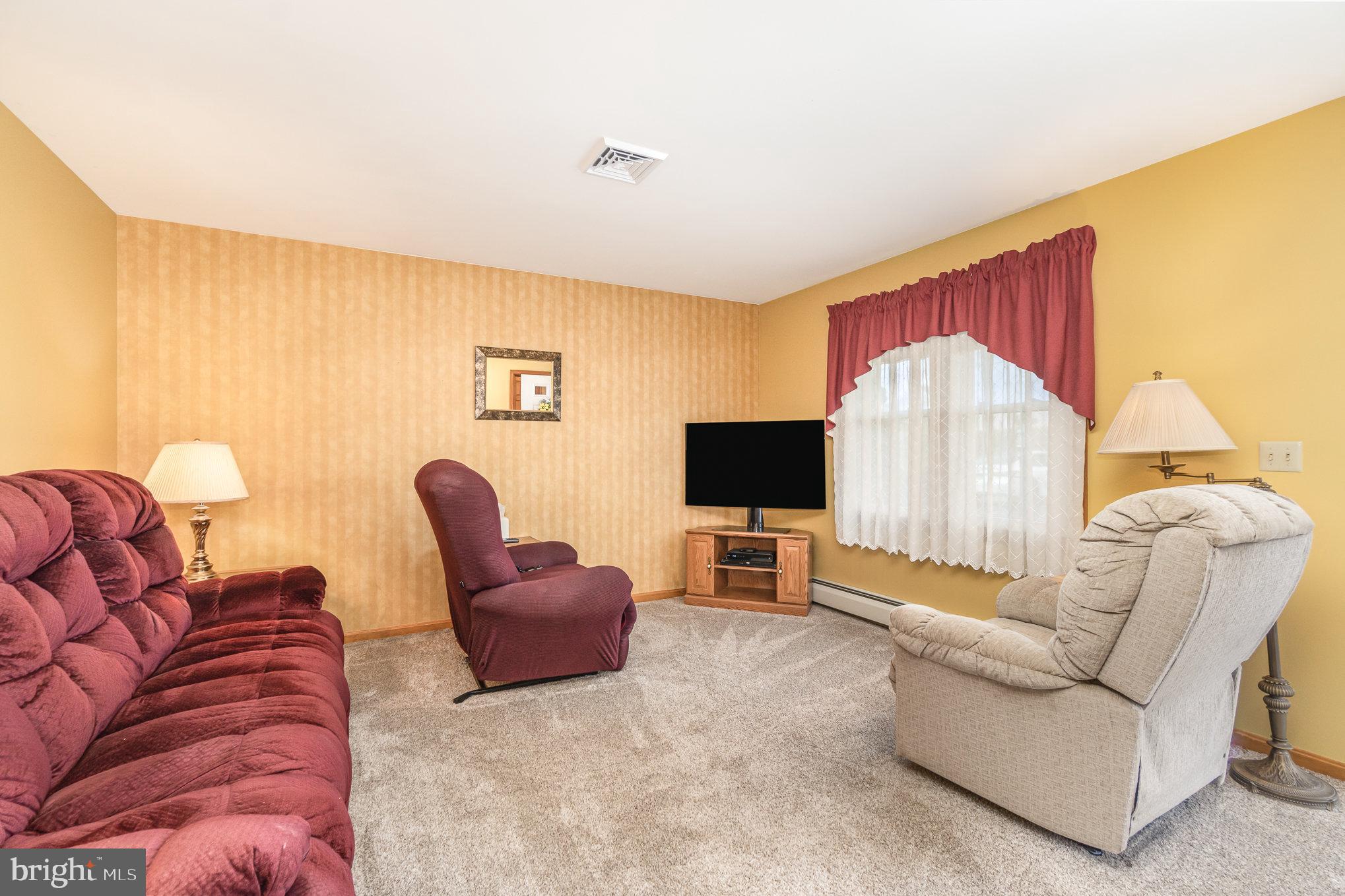 219 West Springville Road Boiling Springs, PA 17007 - Photo 19 of 35 Gallery Image 19