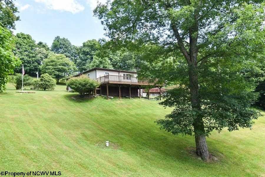 1531 McKinney Cave Road Reedsville, WV 26547 - Photo 3 of 21 Gallery Image 3