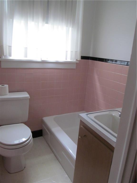 133 Ritzland Road Penn Hills, PA 15235 - Photo 12 of 23 bath 1st floor