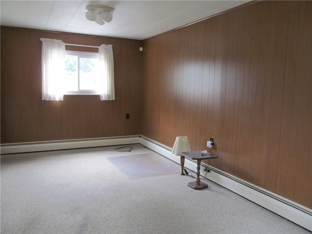 133 Ritzland Road Penn Hills, PA 15235 - Photo 9 of 23 family rm 1st floor