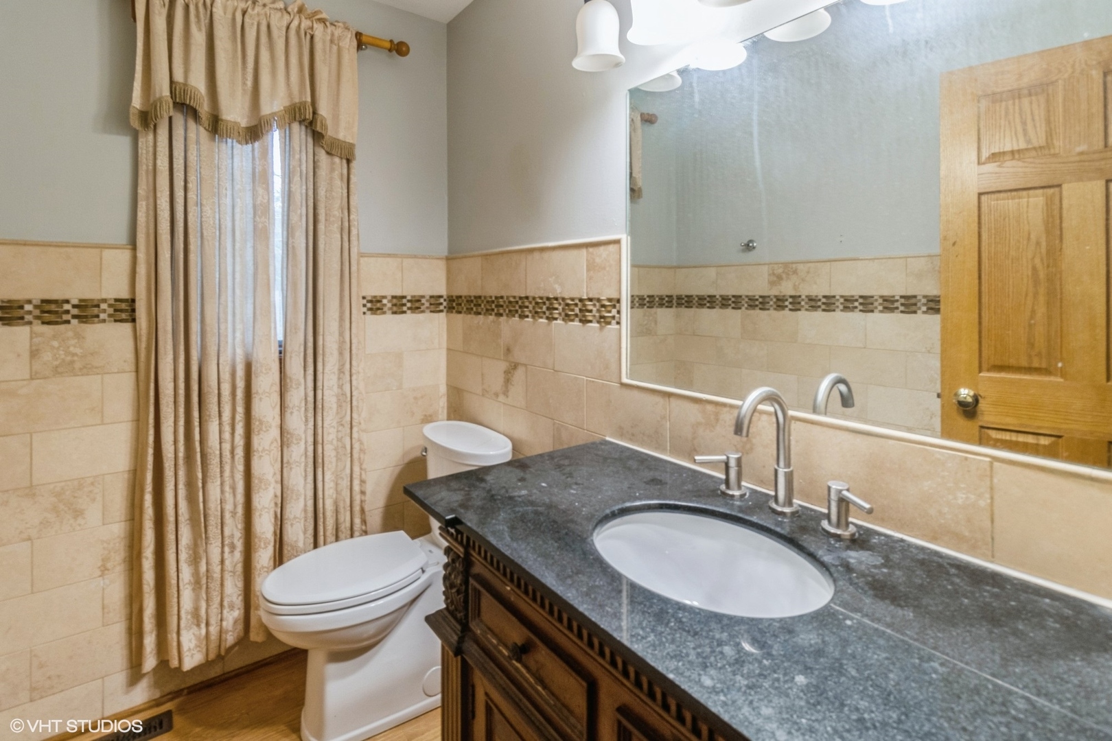 1329 South Roselle Road Schaumburg, IL 60193 - Photo 11 of 36 Gallery Image 11