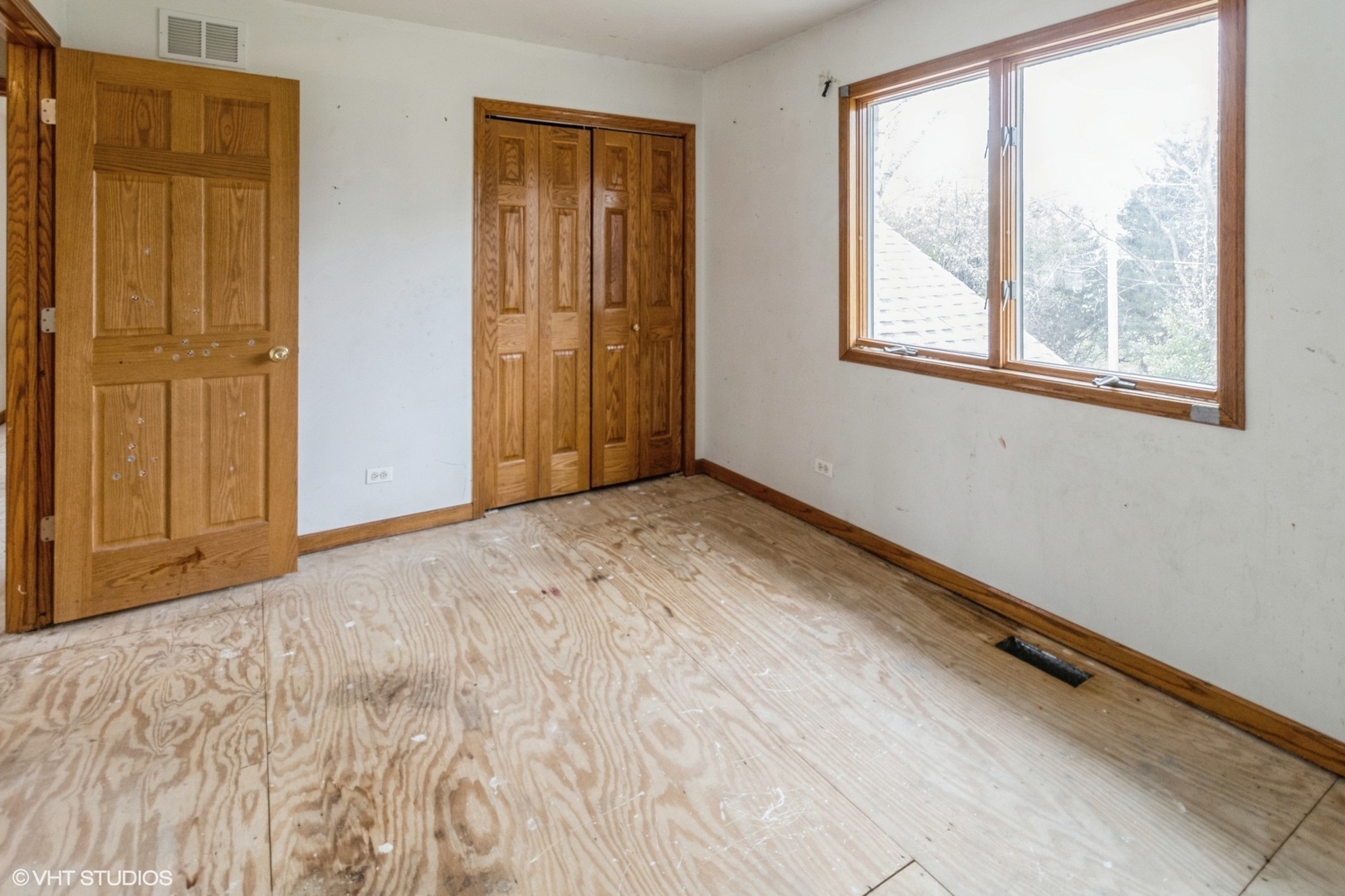 1329 South Roselle Road Schaumburg, IL 60193 - Photo 17 of 36 Gallery Image 17