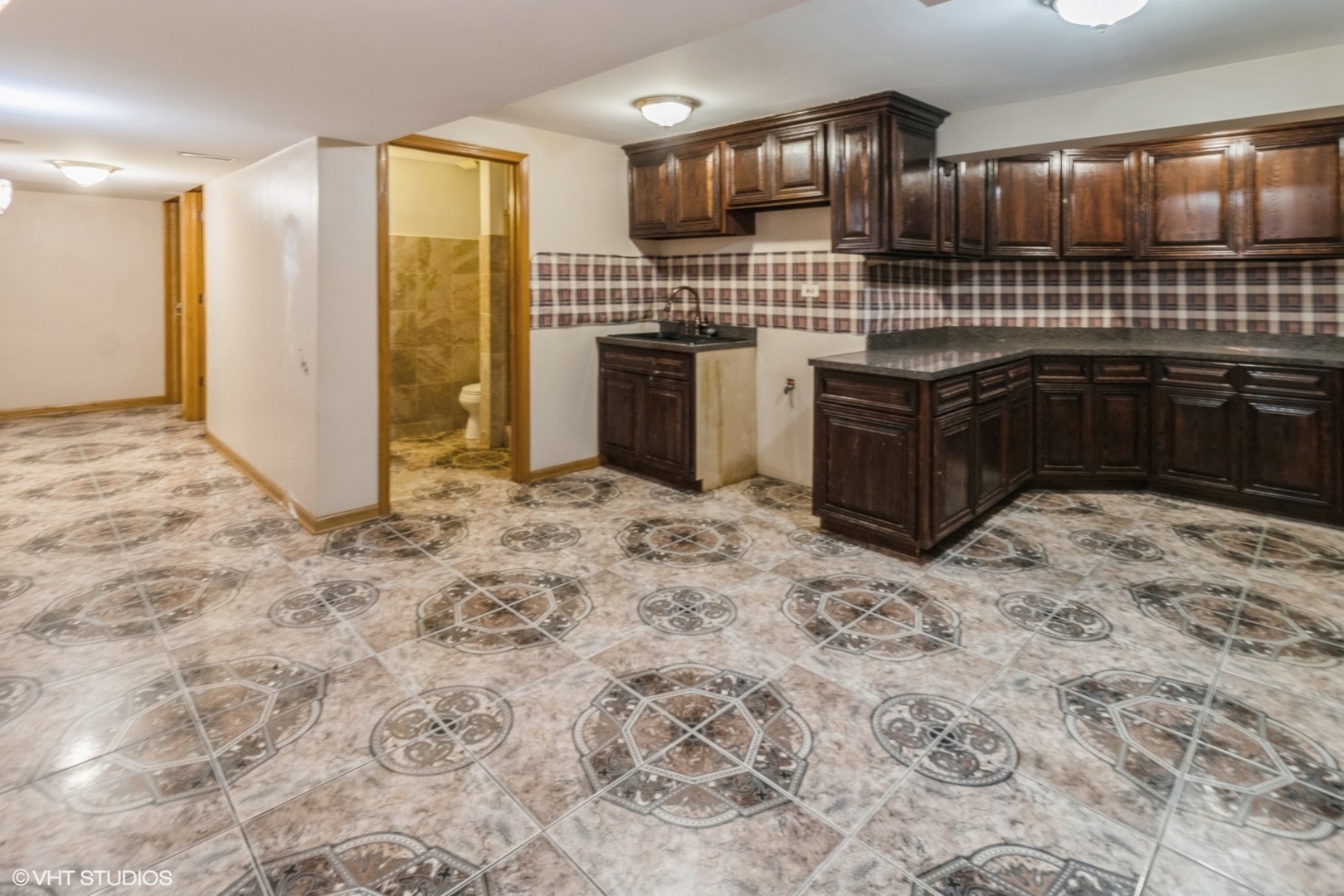 1329 South Roselle Road Schaumburg, IL 60193 - Photo 21 of 36 Gallery Image 21
