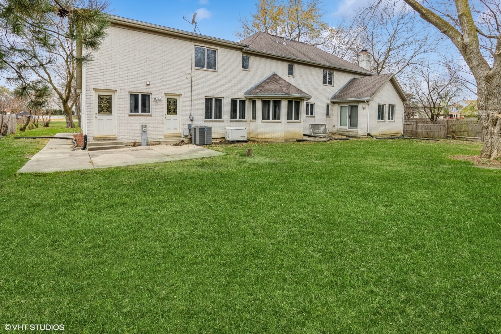 1329 South Roselle Road Schaumburg, IL 60193 - Photo 27 of 36 Gallery Image 27