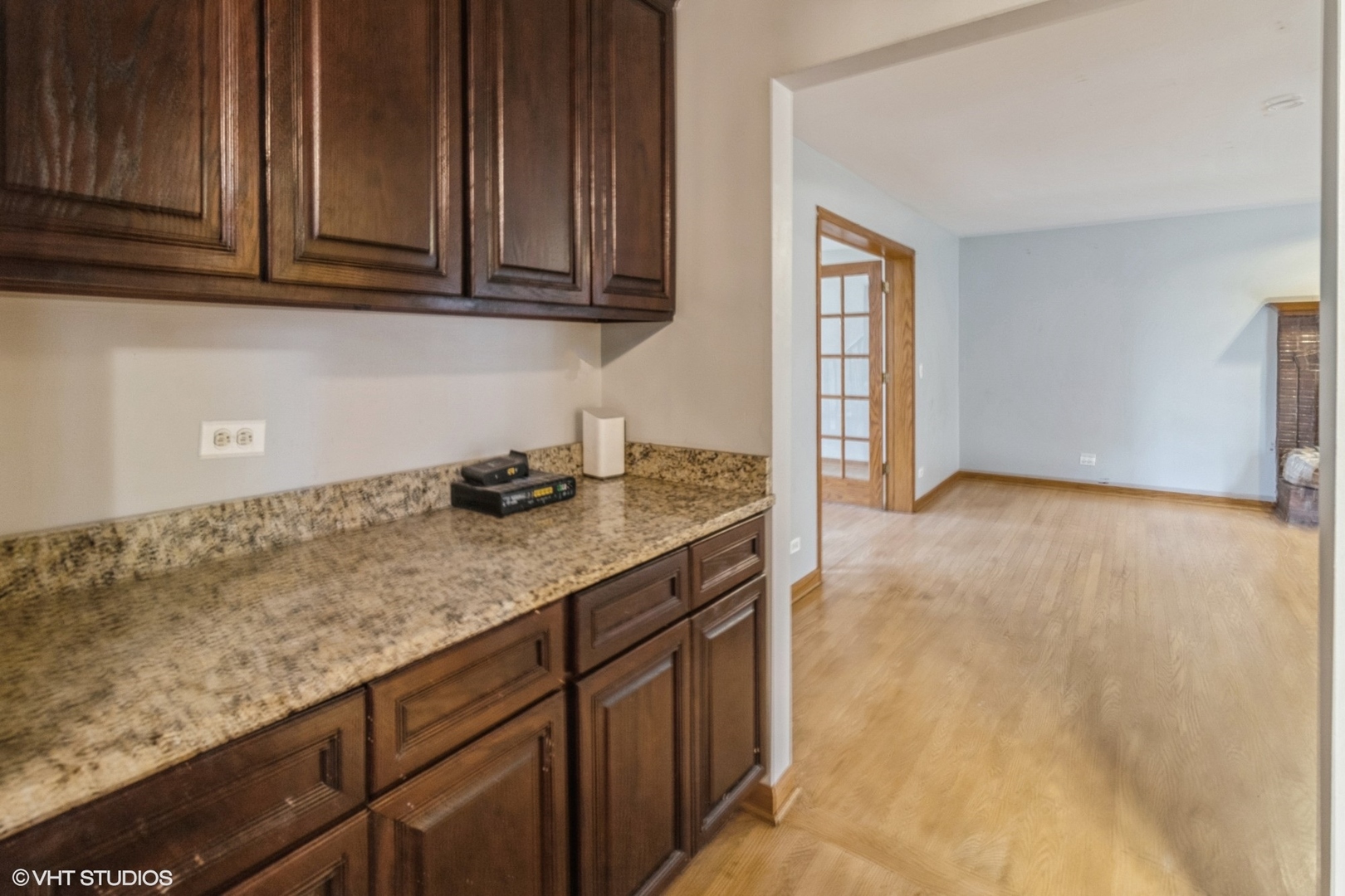 1329 South Roselle Road Schaumburg, IL 60193 - Photo 8 of 36 Gallery Image 8