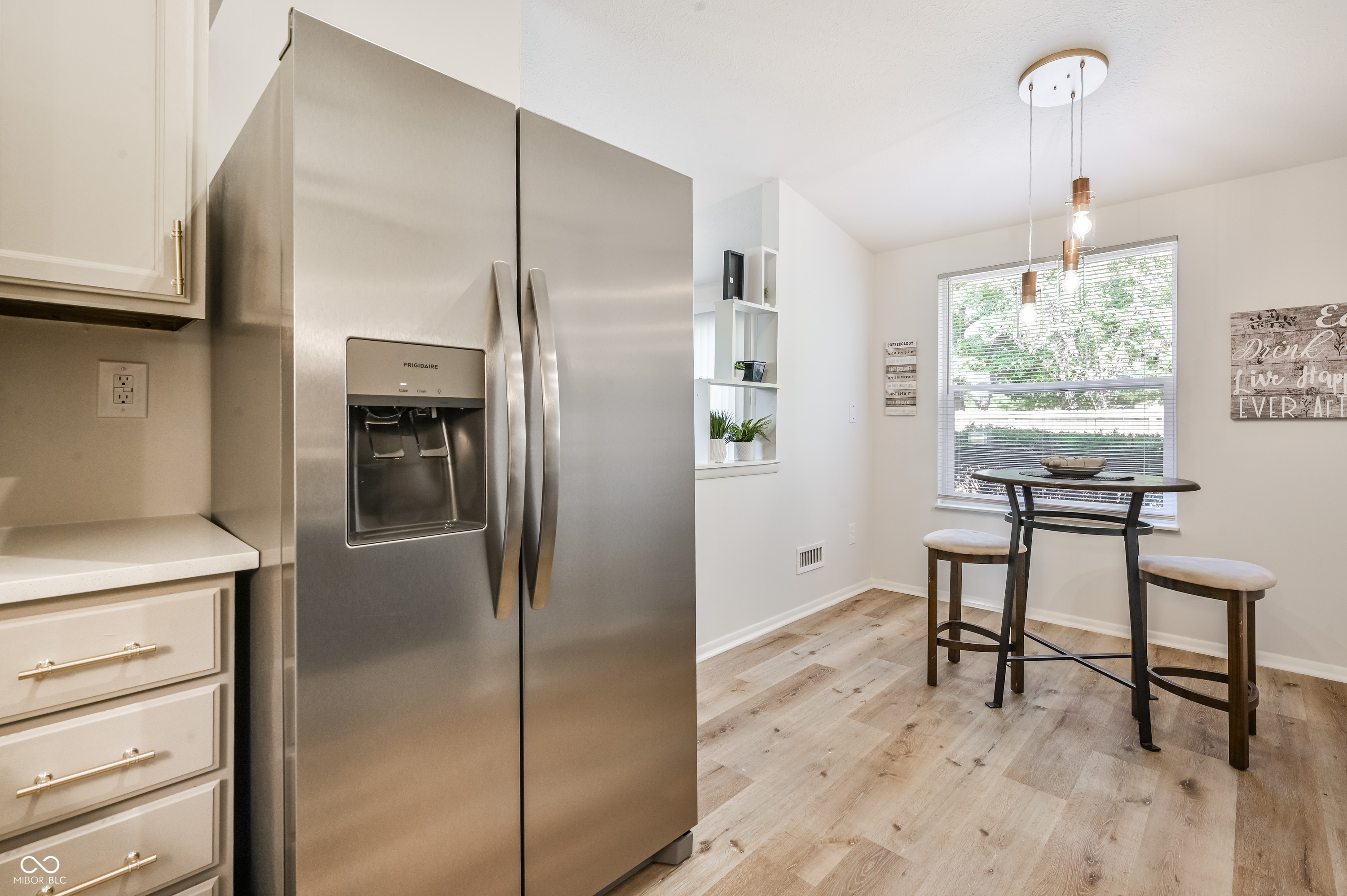 8060 Castle Farms Court Indianapolis, IN 46256 - Photo 16 of 38