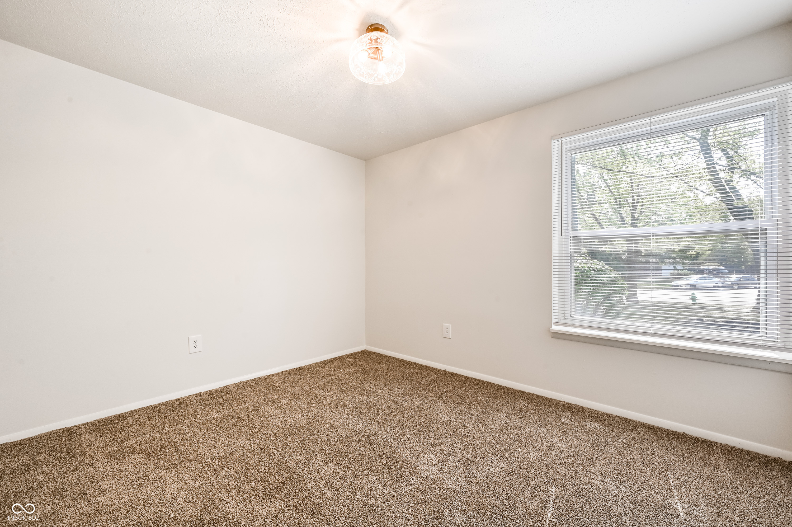 8060 Castle Farms Court Indianapolis, IN 46256 - Photo 25 of 38