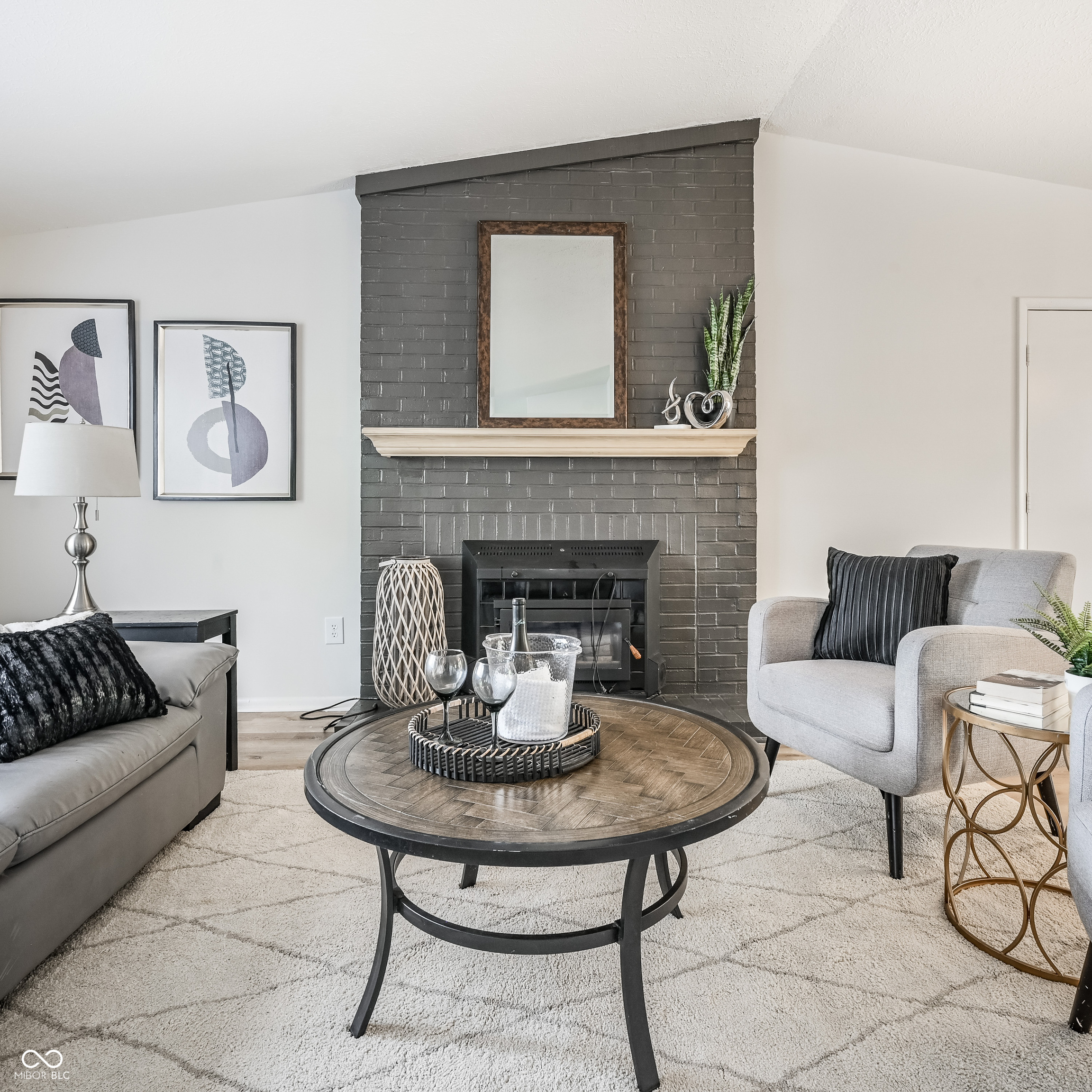 8060 Castle Farms Court Indianapolis, IN 46256 - Photo 8 of 38