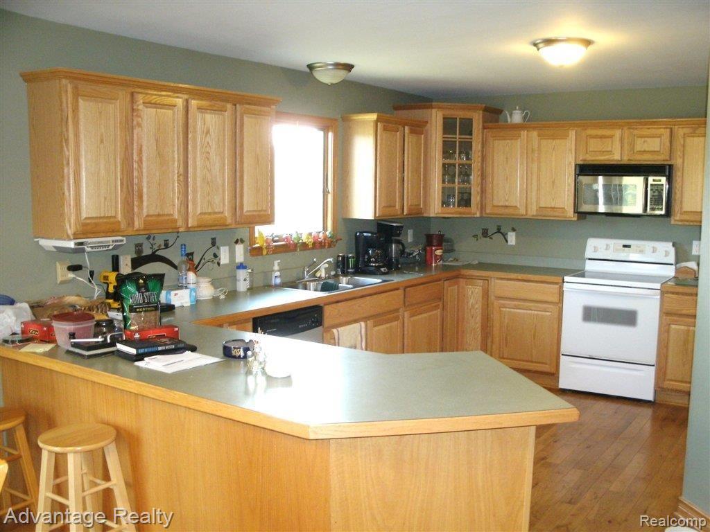 13122 Atwell Road Emmett, MI 48022 - Photo 10 of 23 July 16 018.JPG