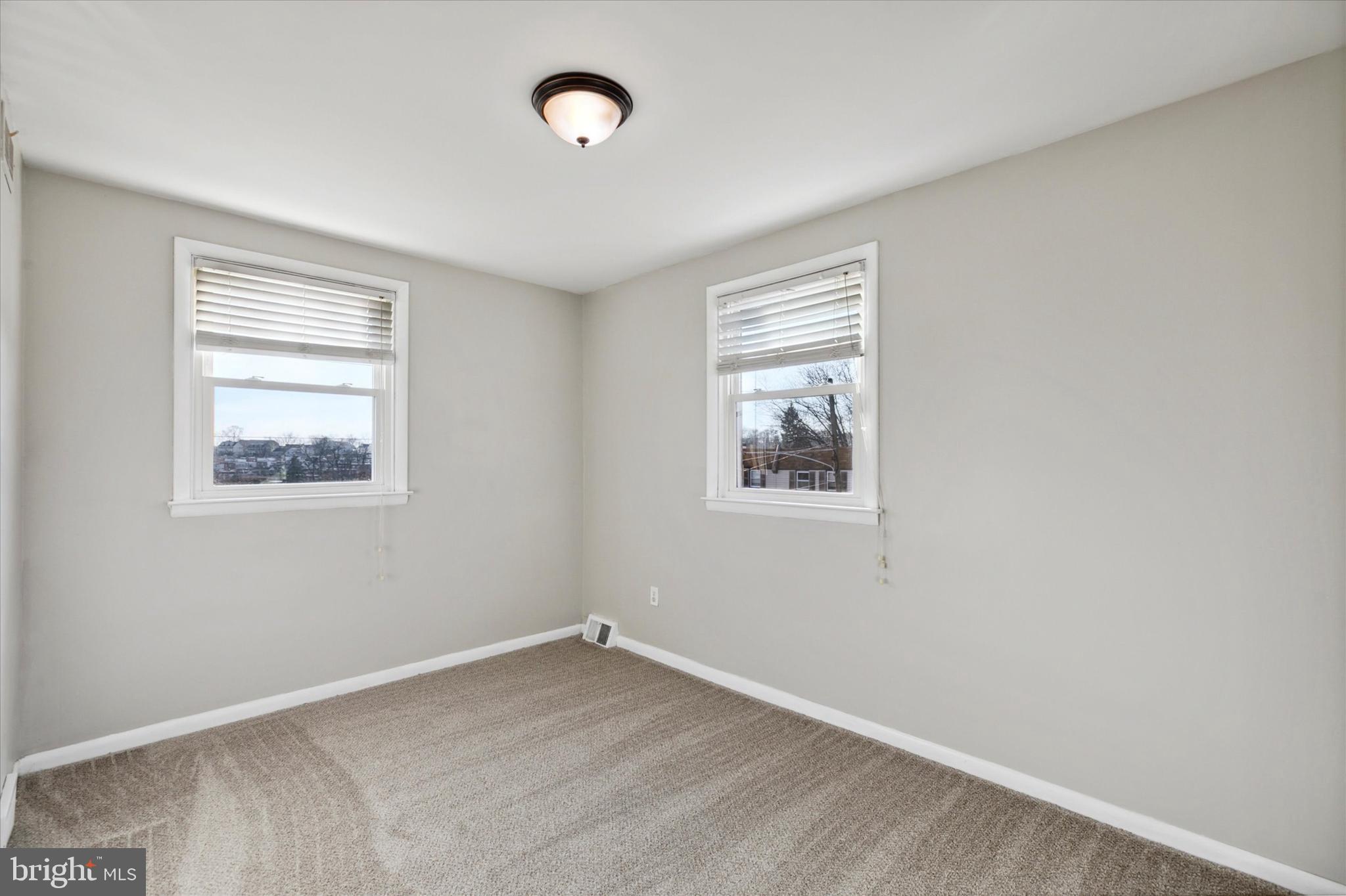 7361 Hill Road Philadelphia, PA 19128 - Photo 19 of 28 Upper Level - Bedroom #2