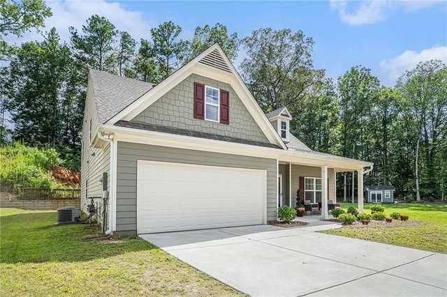 a view of a house with a outdoor space