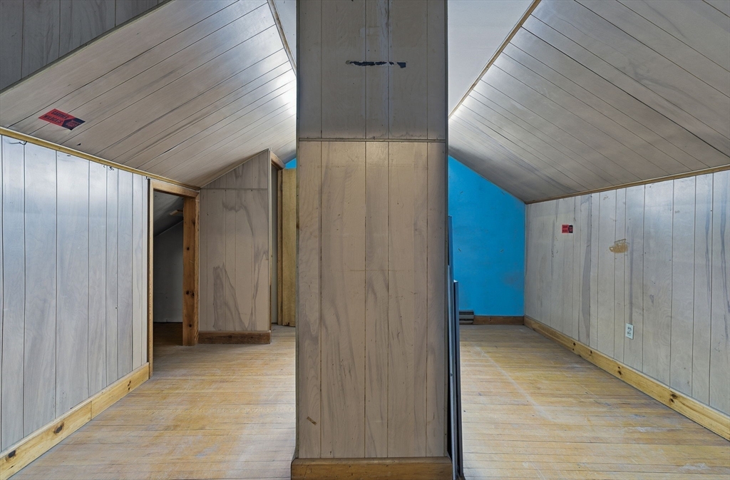 59 Oriole Street Gardner, MA 01440 - Photo 26 of 36