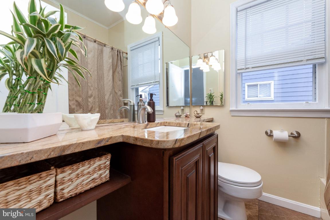 6409 63rd Place Riverdale, MD 20737 - Photo 15 of 36