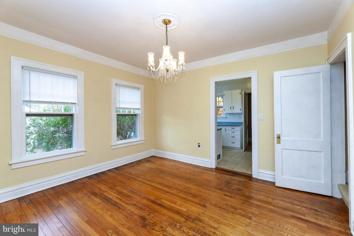 6409 63rd Place Riverdale, MD 20737 - Photo 7 of 36