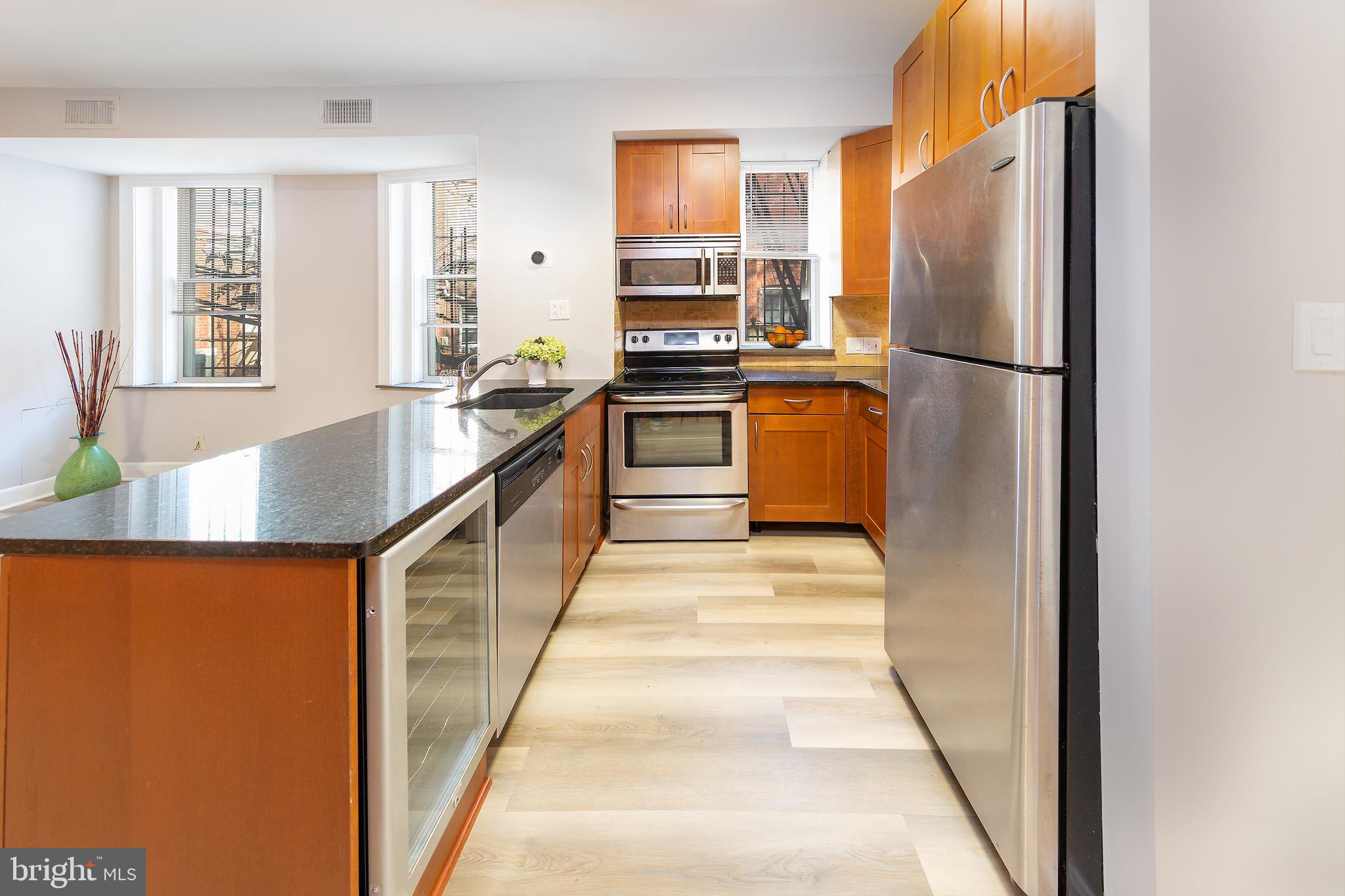 1706 U Street Northwest, Unit 104 Washington, DC 20009 - Photo 12 of 20 granite counters, stainless appliances
