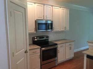 720 Muirhead Road Mount Pleasant, SC 29464 - Photo 6 of 8 720 Kitchen