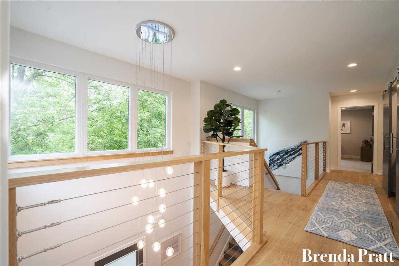 509 Manhattan Road East Grand Rapids, MI 49506 - Photo 20 of 48