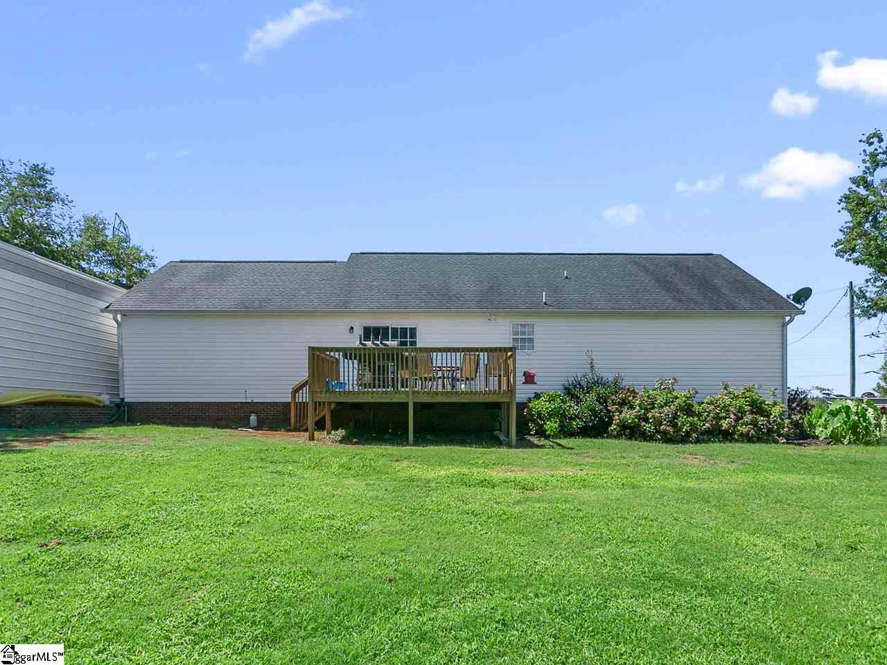 1053 Gibbs Road Wellford, SC 29385 - Photo 28 of 31