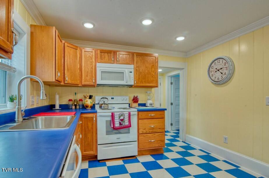 1200 Anderson Street Bristol, TN 37620 - Photo 4 of 20 a2