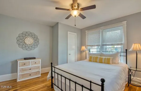 $2,000 | 1200 Anderson Street, Bristol, TN 37620