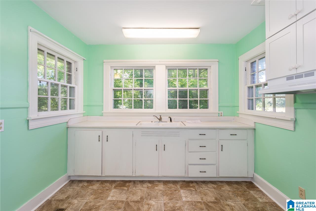 5731 Saks Road Anniston, AL 36206 - Photo 6 of 33 Gallery Image 6