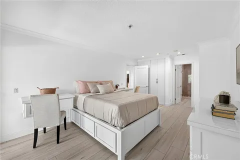 $6,650 | 950 Cagney Lane, Unit 207, Newport Beach, CA 92663