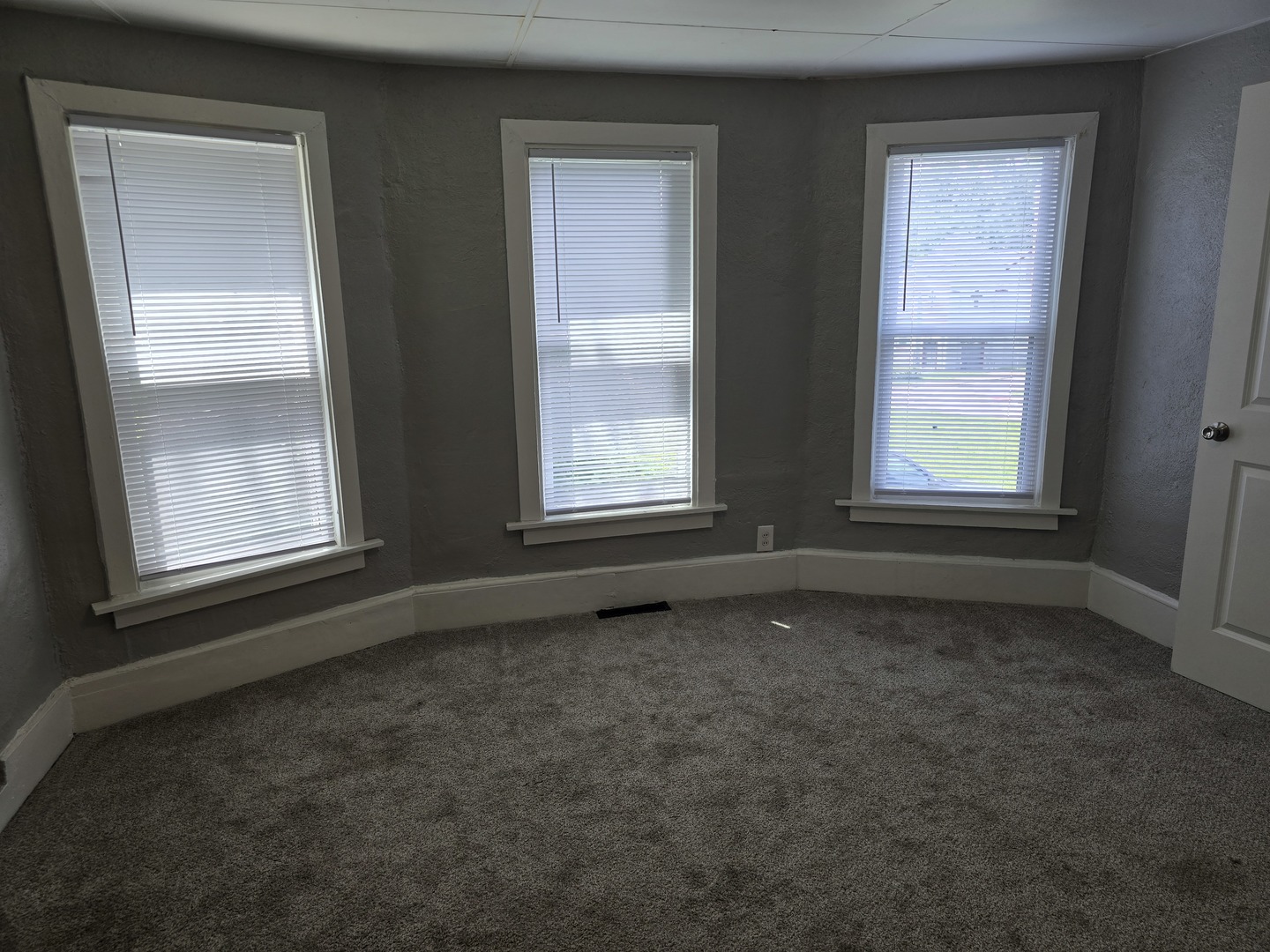1011 North Ripley Street Davenport, IA 52803 - Photo 8 of 10